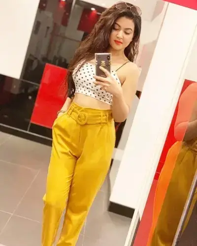 Etapalli Escort